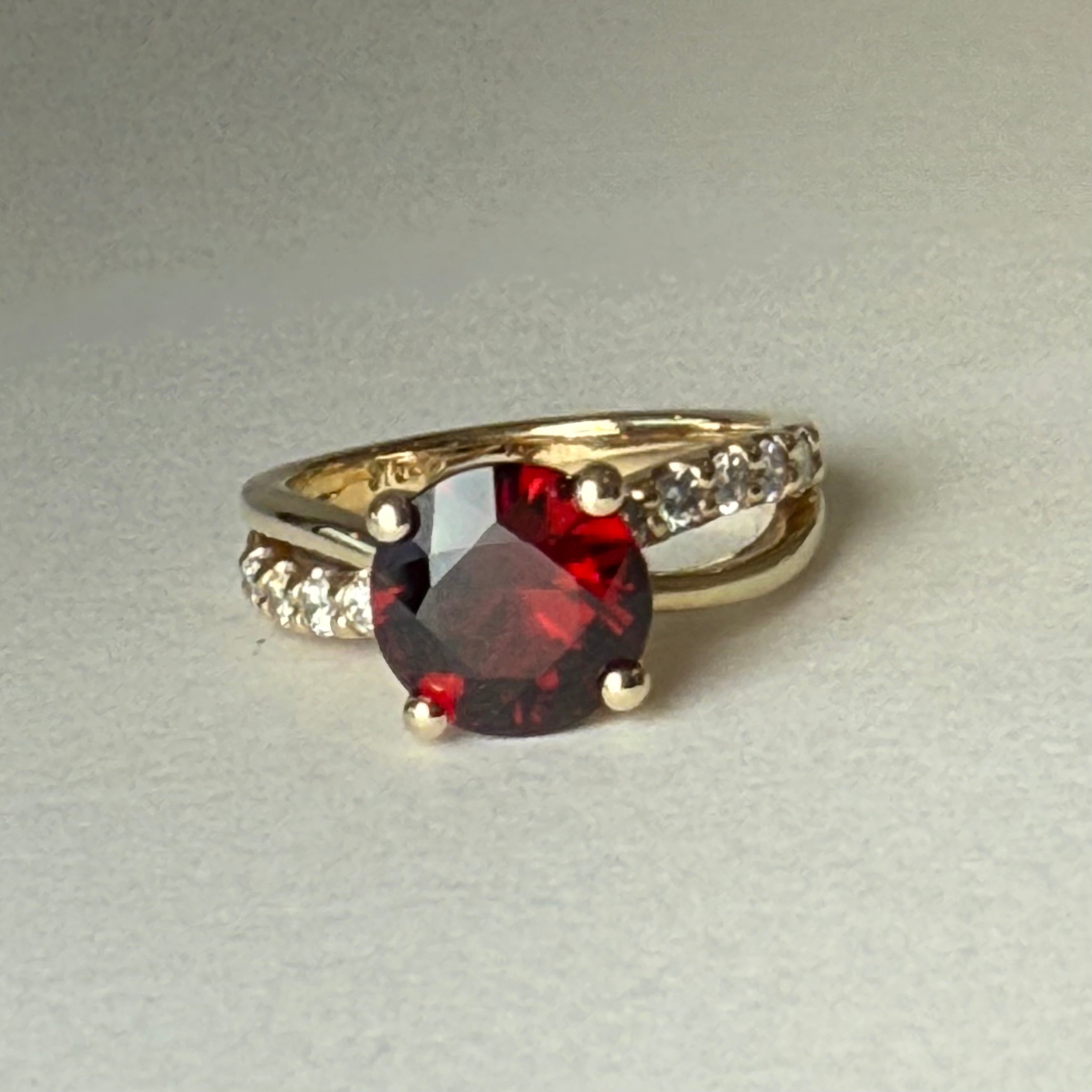 Garnet Twist