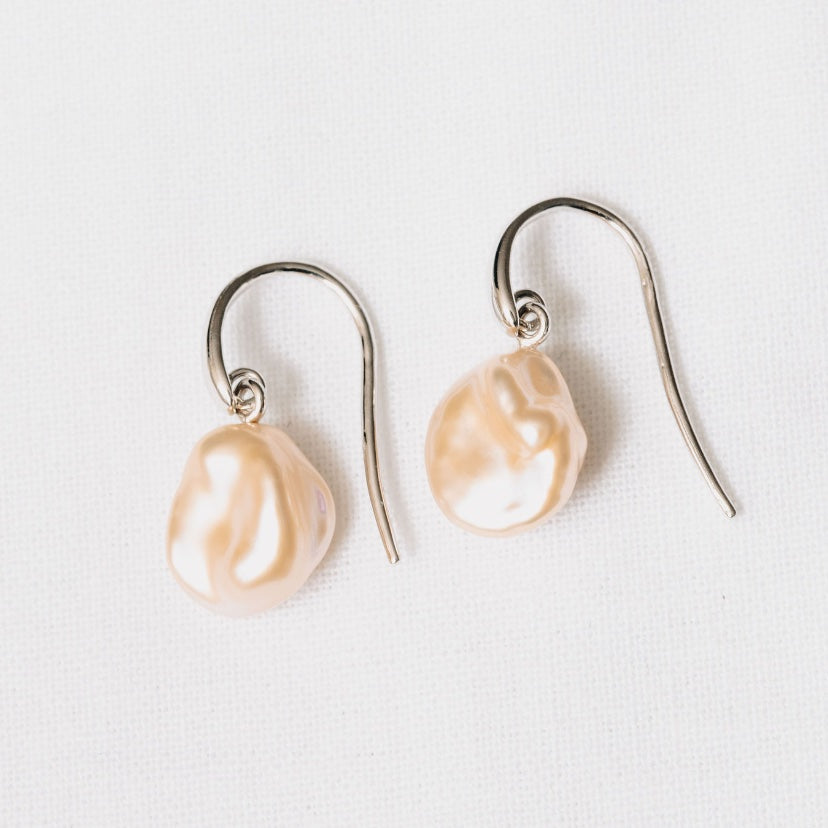 Keshi Pearl Hooks