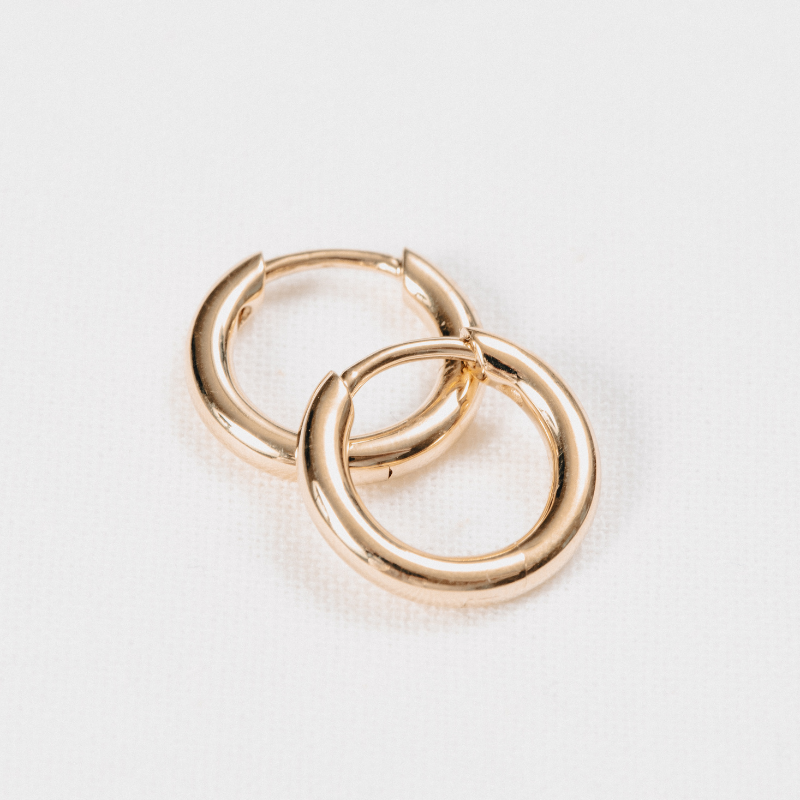 Classic Gold Huggies