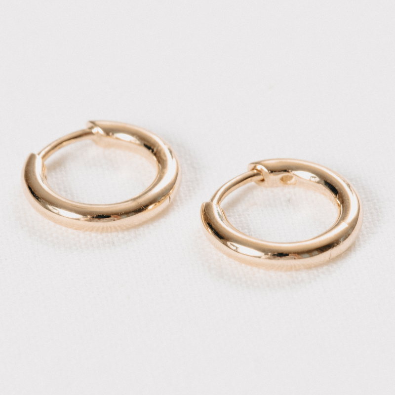 Classic Gold Huggies