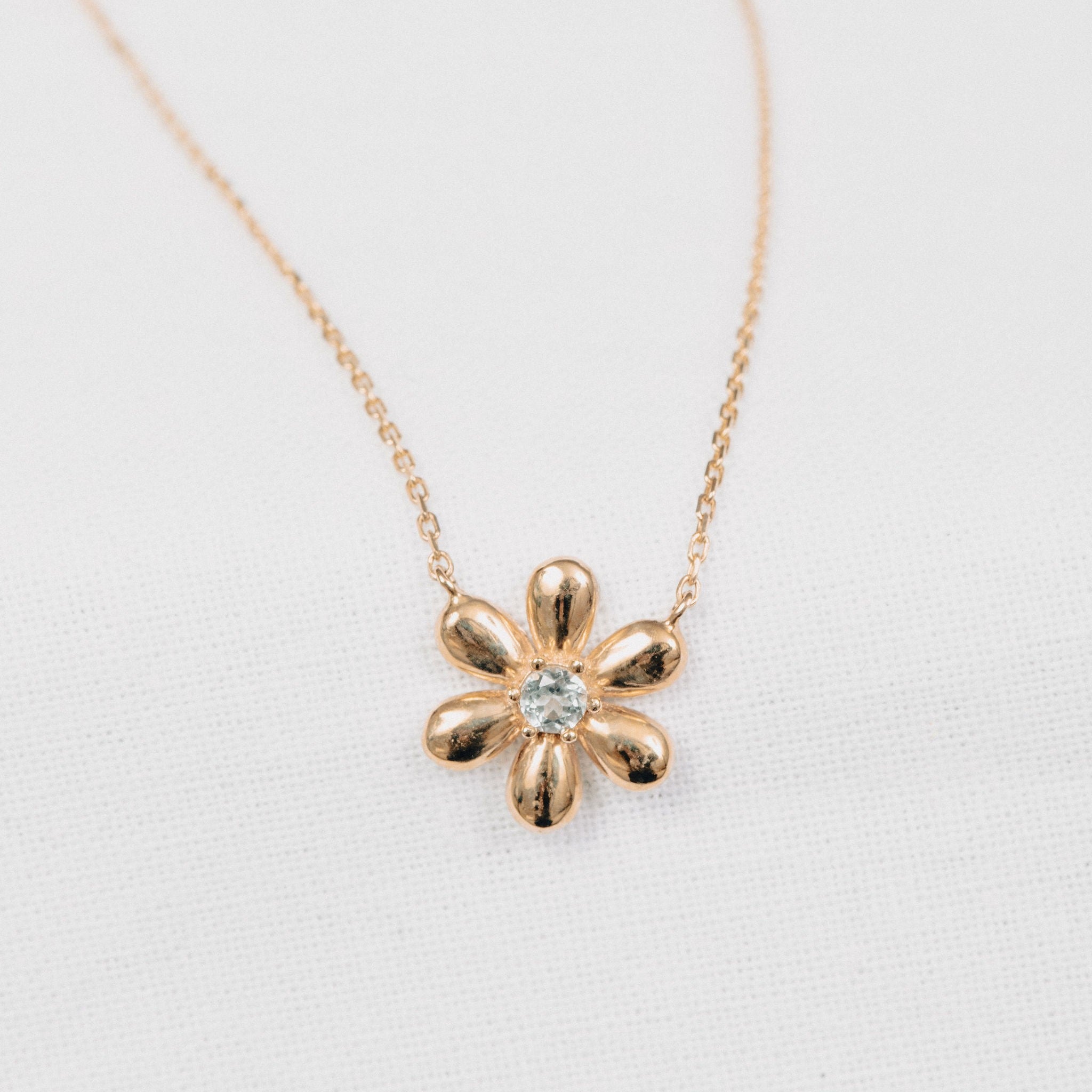 Daisy Necklace