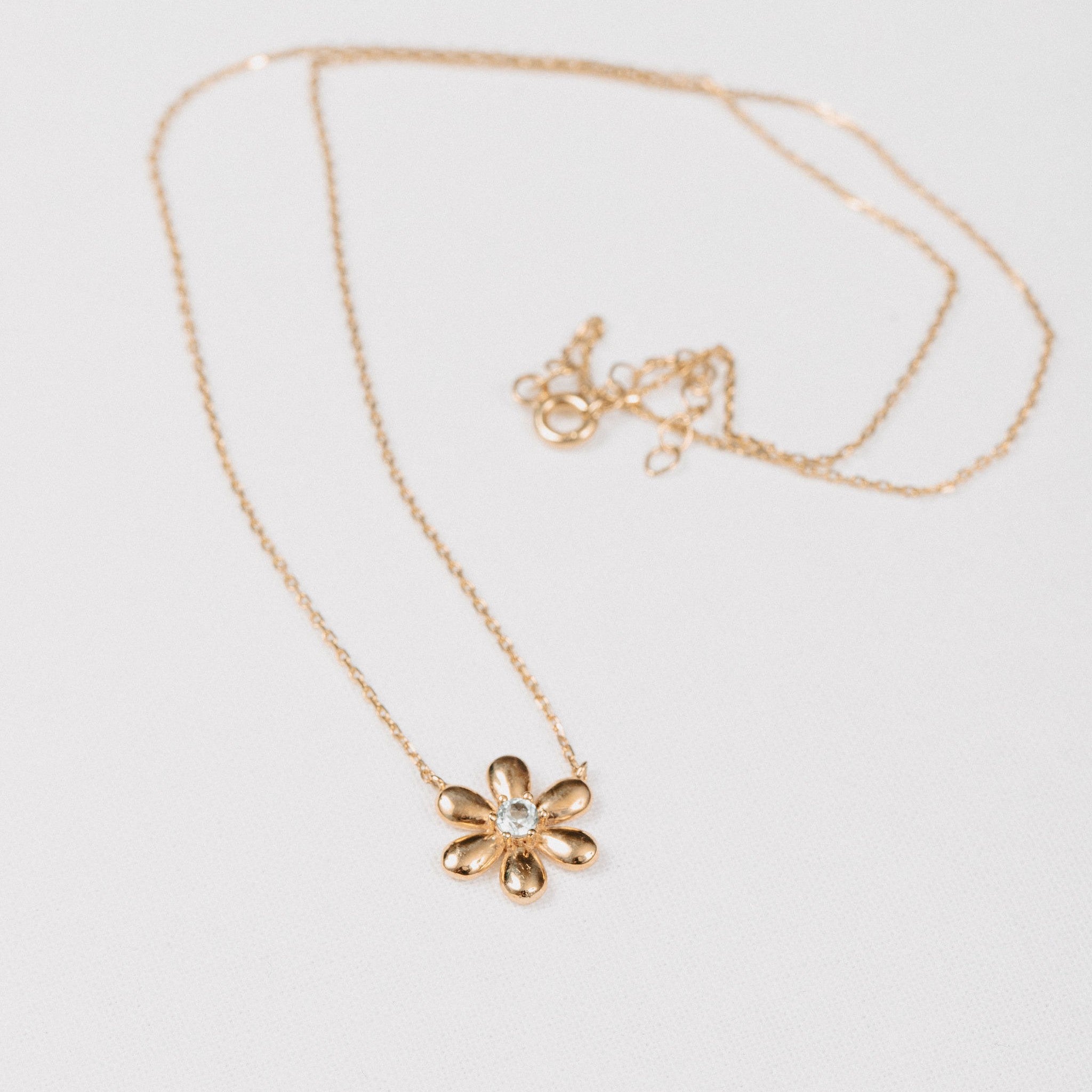 Daisy Necklace