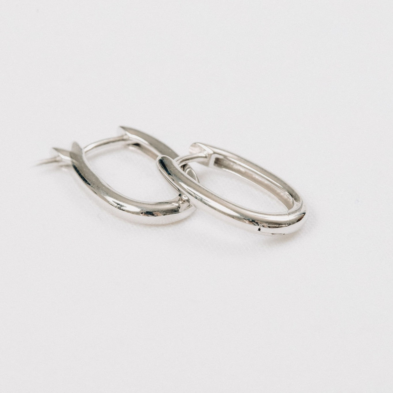 Oval Huggies - Large