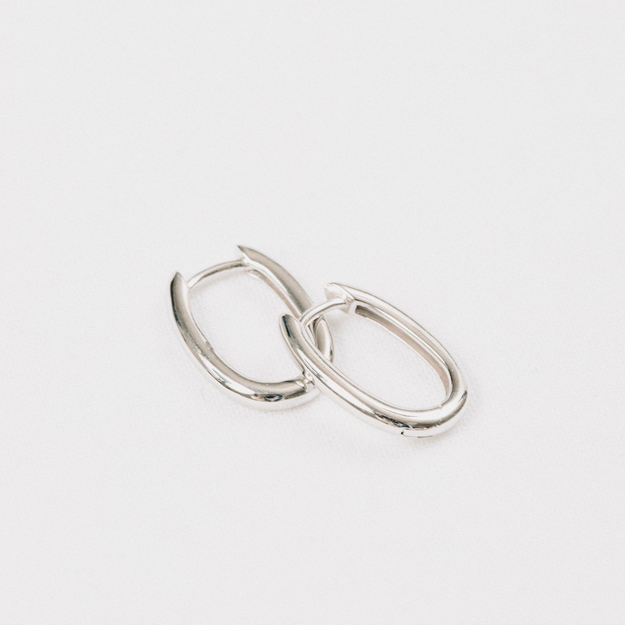 Oval Huggies - Large