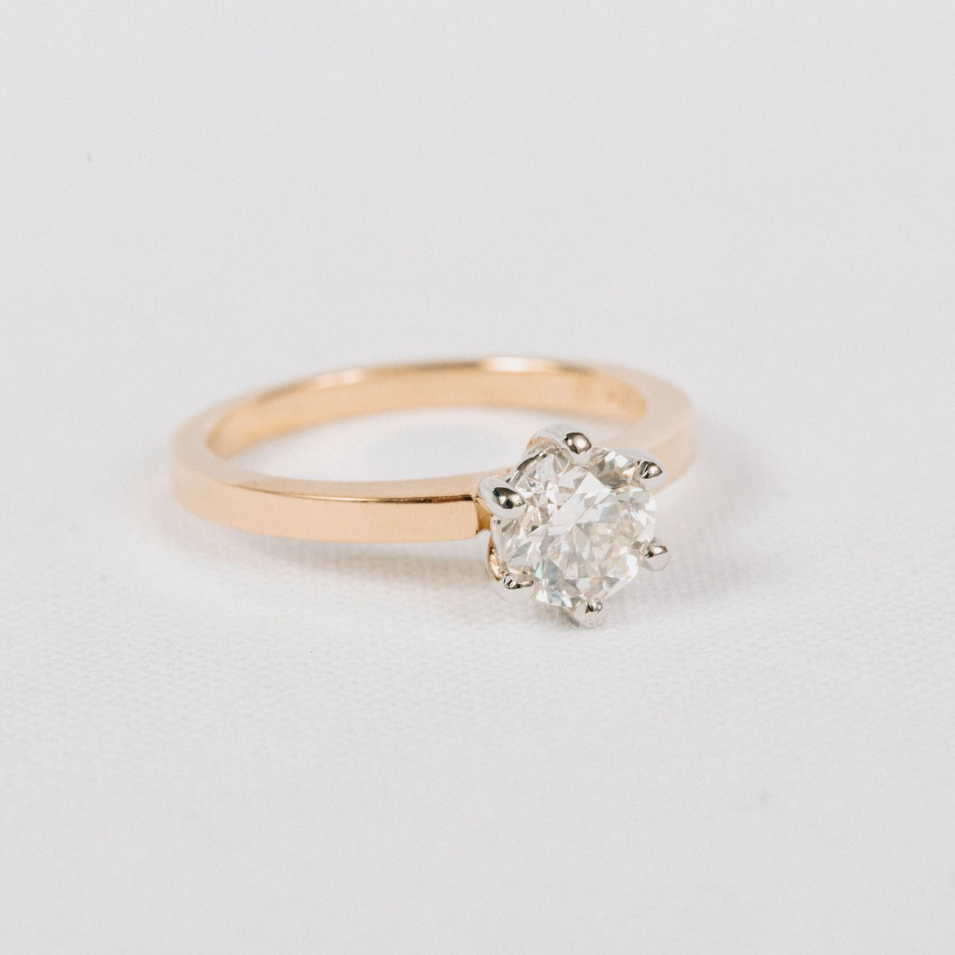 0.9ct Solitaire