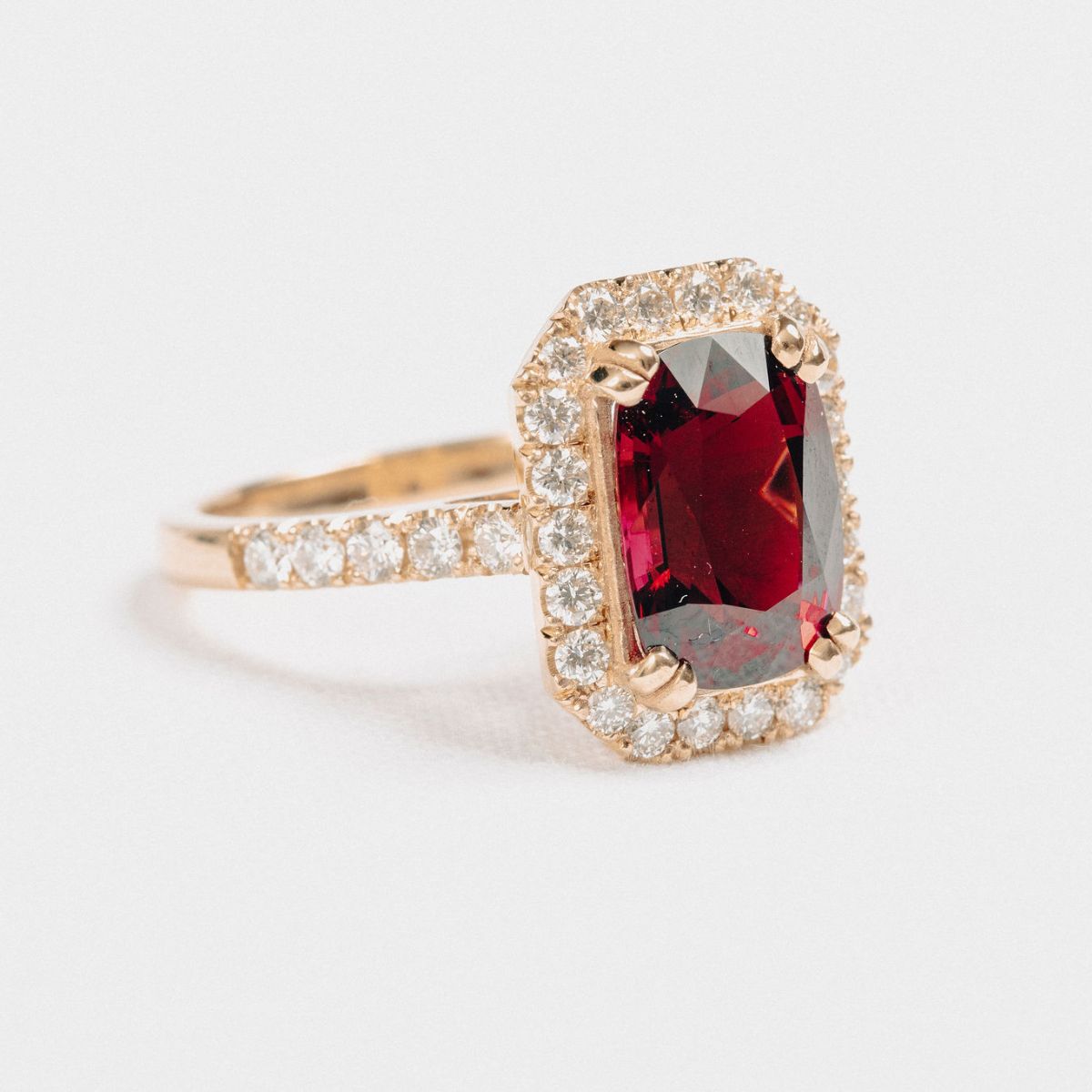 Garnet Halo