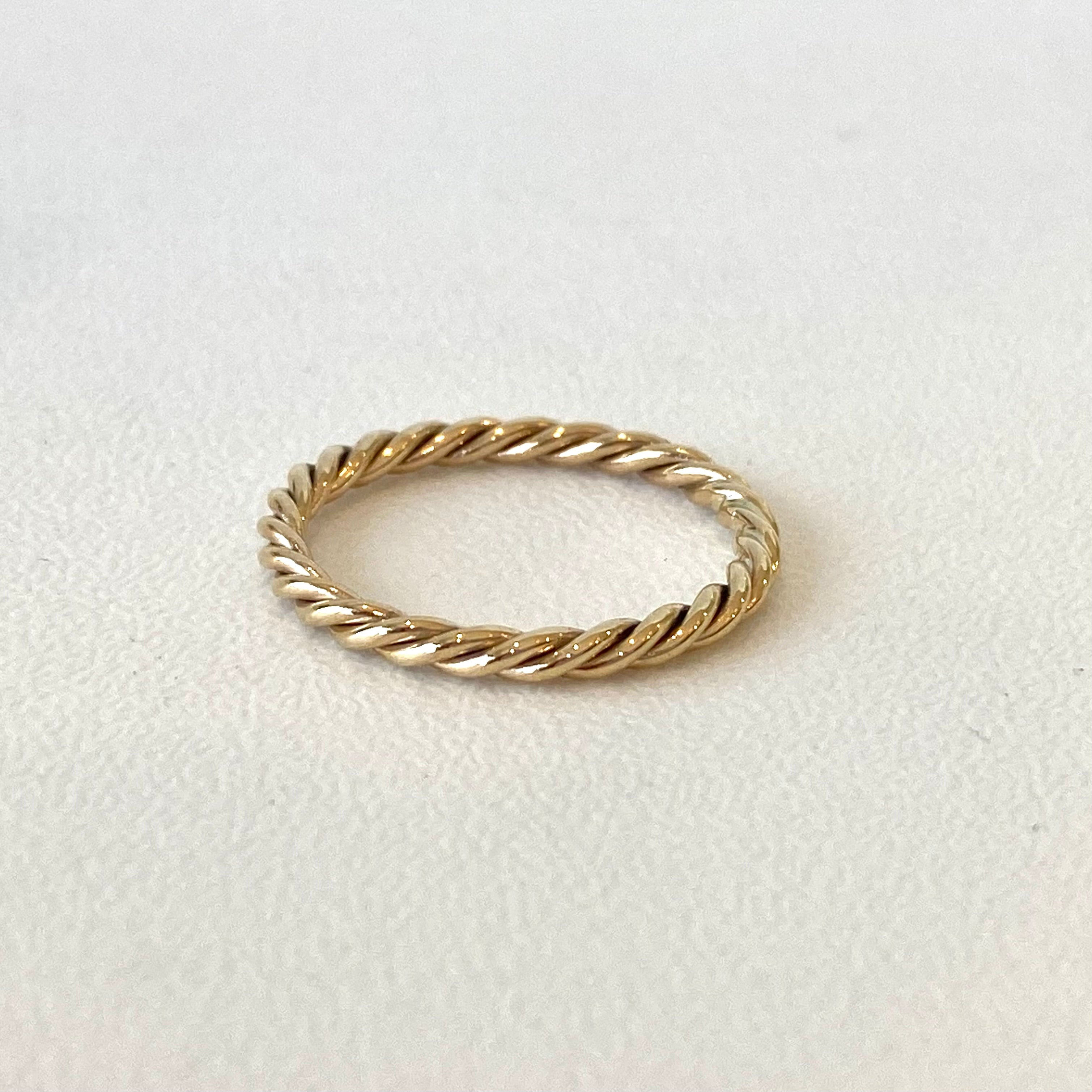 Chunky Twisted Wire Band
