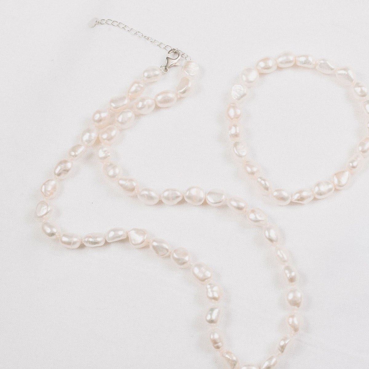 Freshwater Pearl Necklace and Bracelet